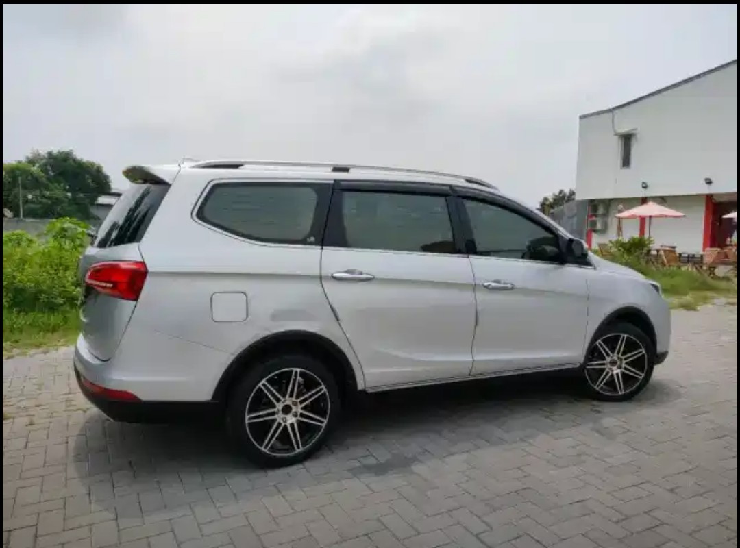 2018 Wuling Cortez 1.5 S T LUX + CVT 2018 Wuling Cortez 1.5 S T LUX + CVT