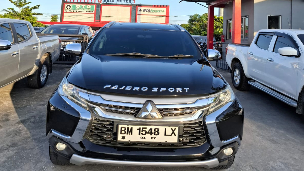 2017 Mitsubishi Pajero Sport Dakar AT 4x2