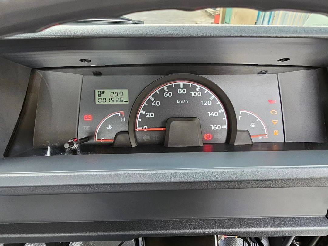 2023 Mitsubishi L300 2023 Mitsubishi L300