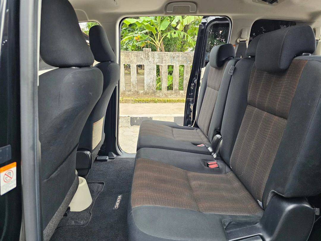 2017 Toyota Sienta 2017 Toyota Sienta