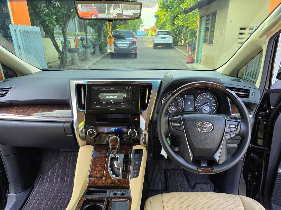 2023 Toyota Alphard 2023 Toyota Alphard