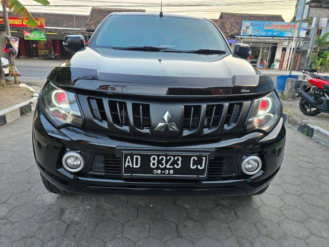 2016 Mitsubishi Strada Triton Bekas 2016 Mitsubishi Strada Triton Bekas