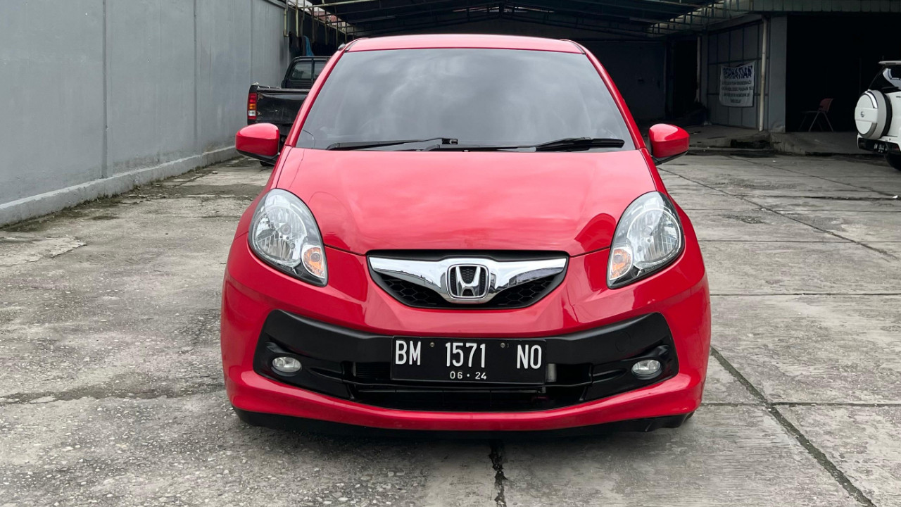 Second Hand 2014 Honda Brio Satya E M/T Second Hand 2014 Honda Brio Satya E M/T