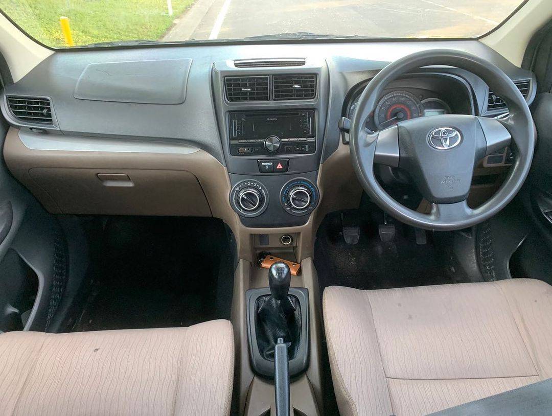 2013 Isuzu Panther 2013 Isuzu Panther