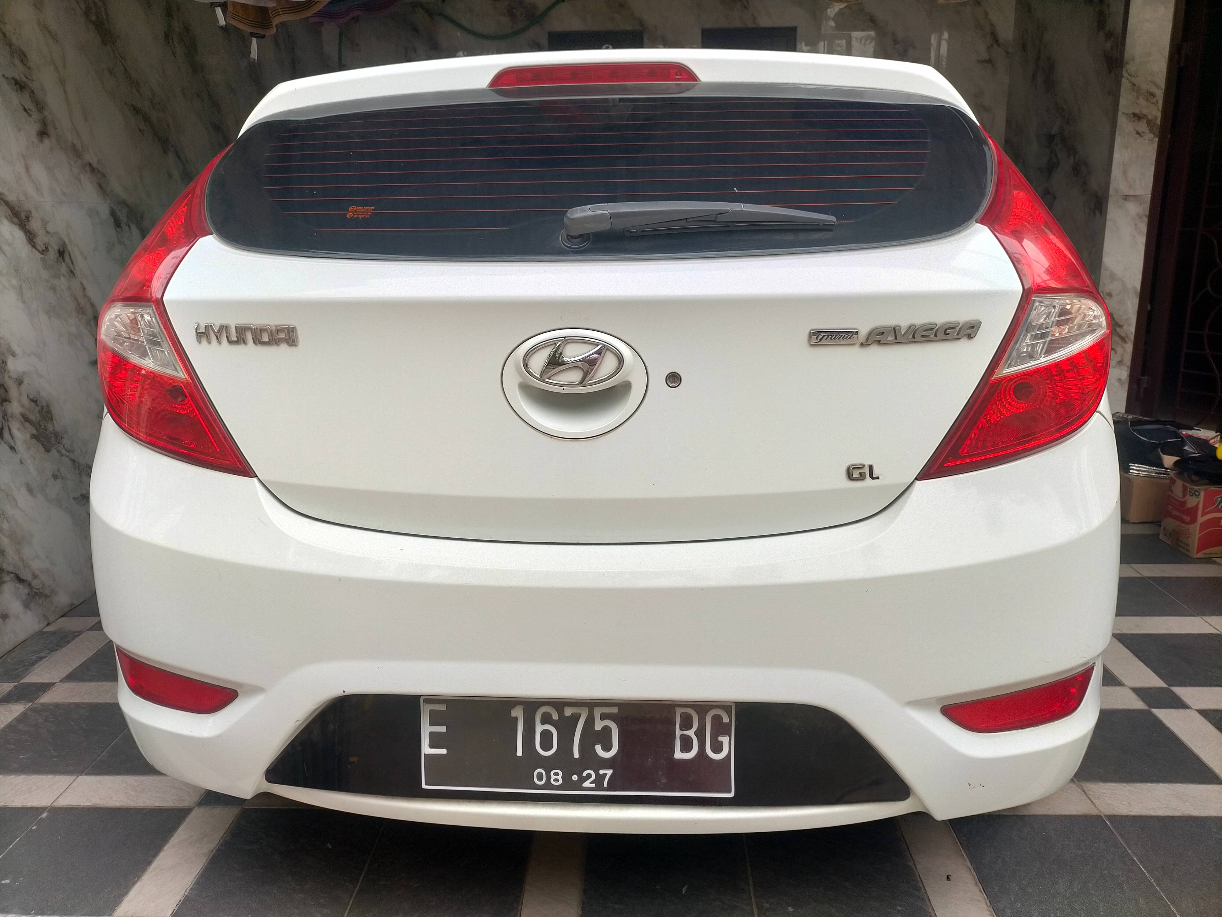 Second Hand 2012 Hyundai Grand Avega Second Hand 2012 Hyundai Grand Avega