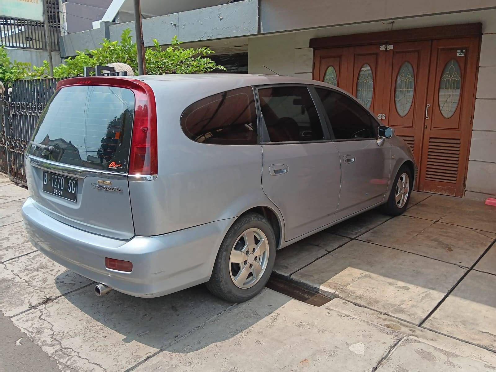 2002 Honda Stream 2002 Honda Stream