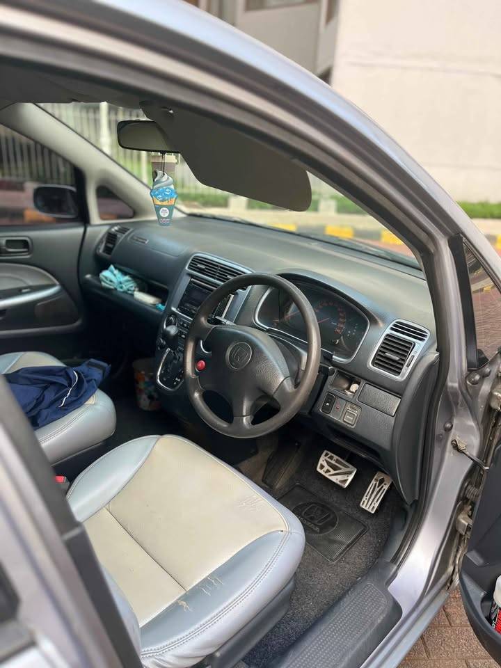 2002 Honda Stream 2002 Honda Stream