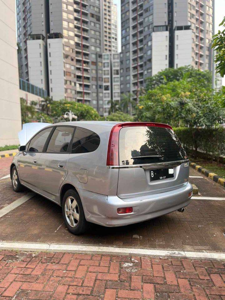 2002 Honda Stream 2002 Honda Stream