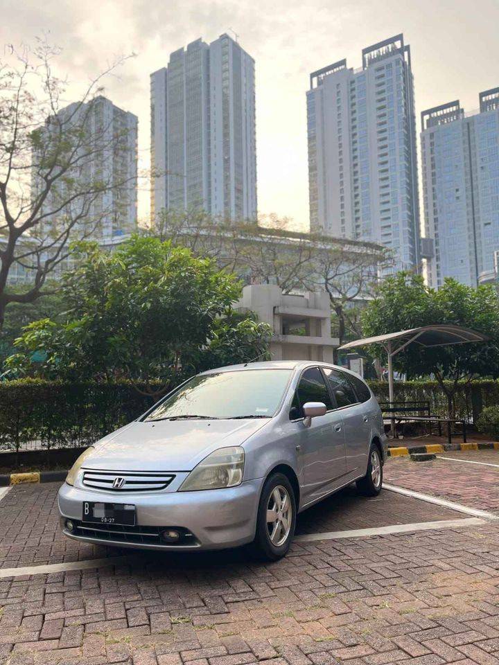 2002 Honda Stream 2002 Honda Stream