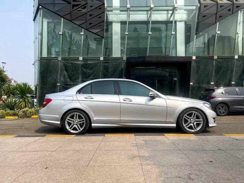 2012 Mercedes Benz C-Class  C 250 AMG AT 2012 Mercedes Benz C-Class  C 250 AMG AT