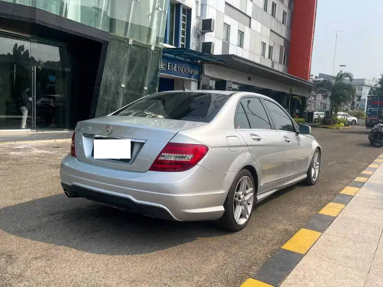 2012 Mercedes Benz C-Class  C 250 AMG AT 2012 Mercedes Benz C-Class  C 250 AMG AT