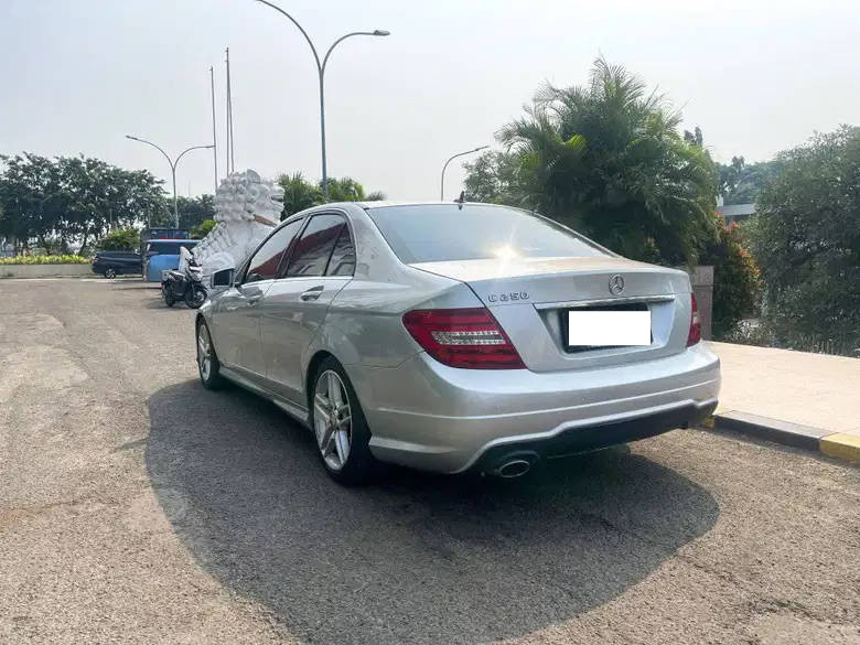 2012 Mercedes Benz C-Class  C 250 AMG AT 2012 Mercedes Benz C-Class  C 250 AMG AT