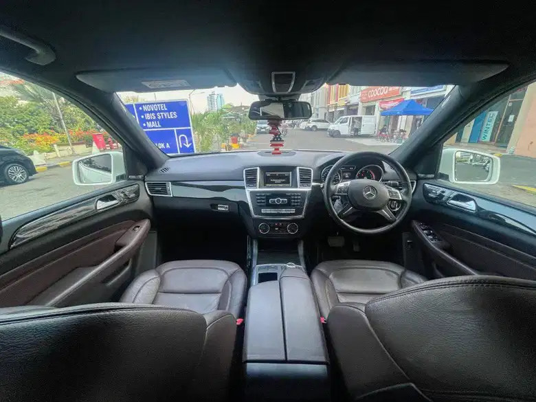 2015 Mercedes Benz ML-Class 2015 Mercedes Benz ML-Class