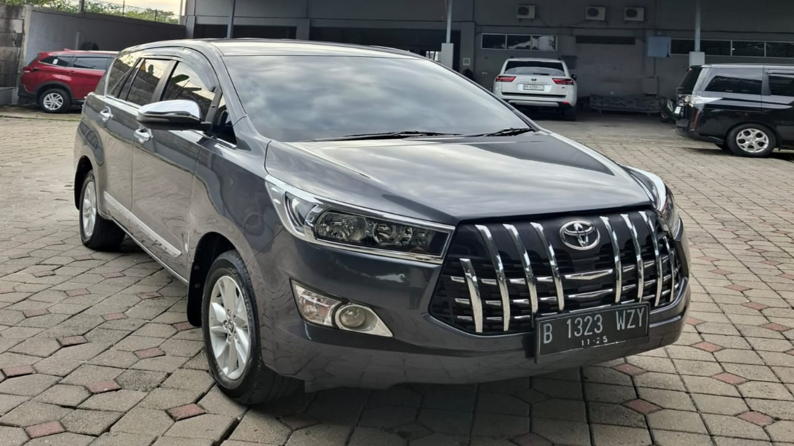 2020 Toyota Kijang Innova 2.5 G AT DIESEL 2020 Toyota Kijang Innova 2.5 G AT DIESEL