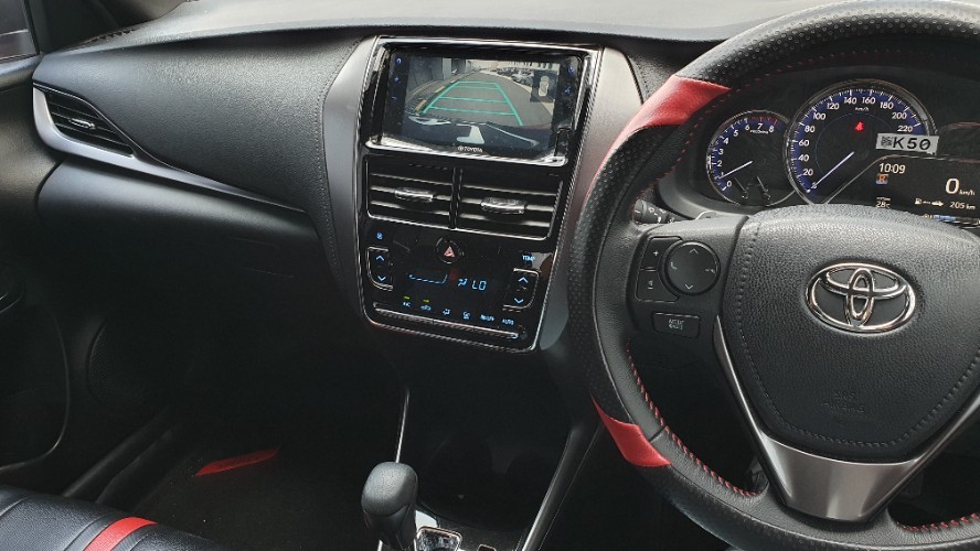 2021 Toyota Yaris 2021 Toyota Yaris