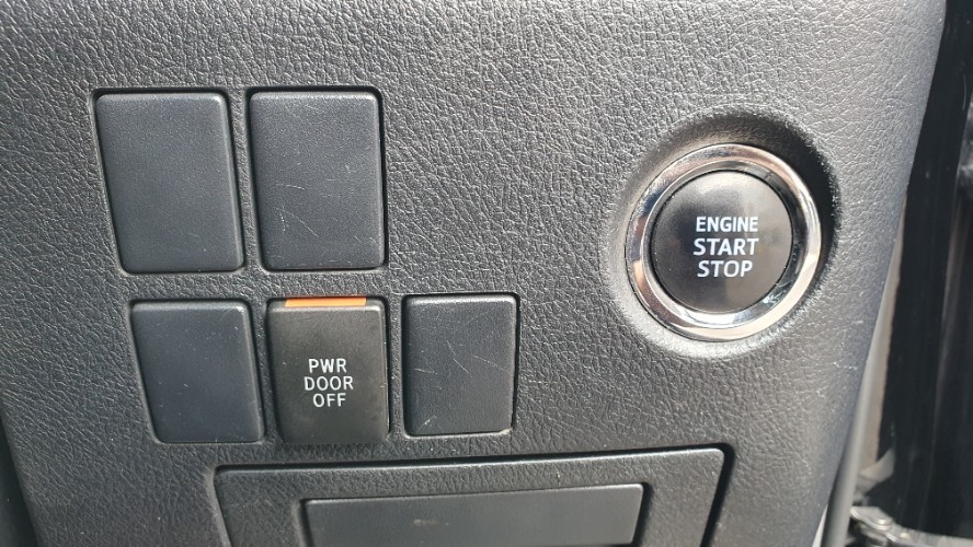 2017 Toyota Vellfire 2017 Toyota Vellfire