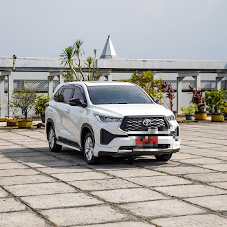 Second Hand 2022 Toyota Kijang Innova Zenix Hybrid EV 2.0L V HV CVT Second Hand 2022 Toyota Kijang Innova Zenix Hybrid EV 2.0L V HV CVT