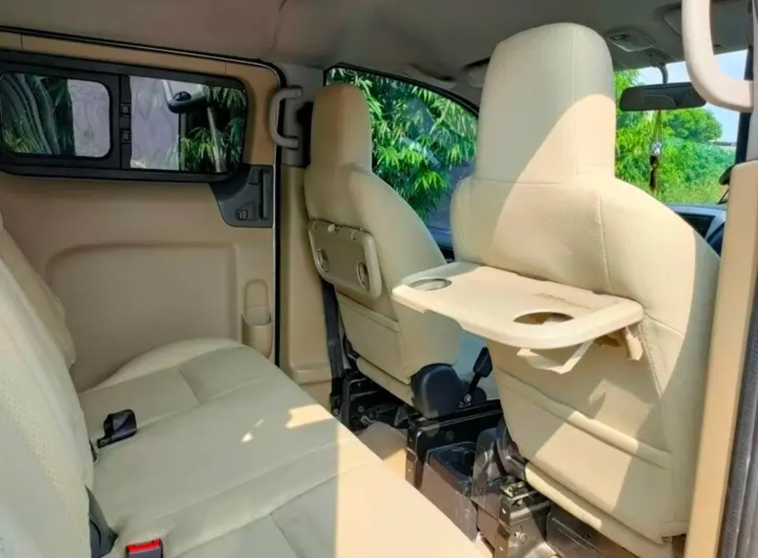 2014 Nissan Evalia SV M/T 2014 Nissan Evalia SV M/T