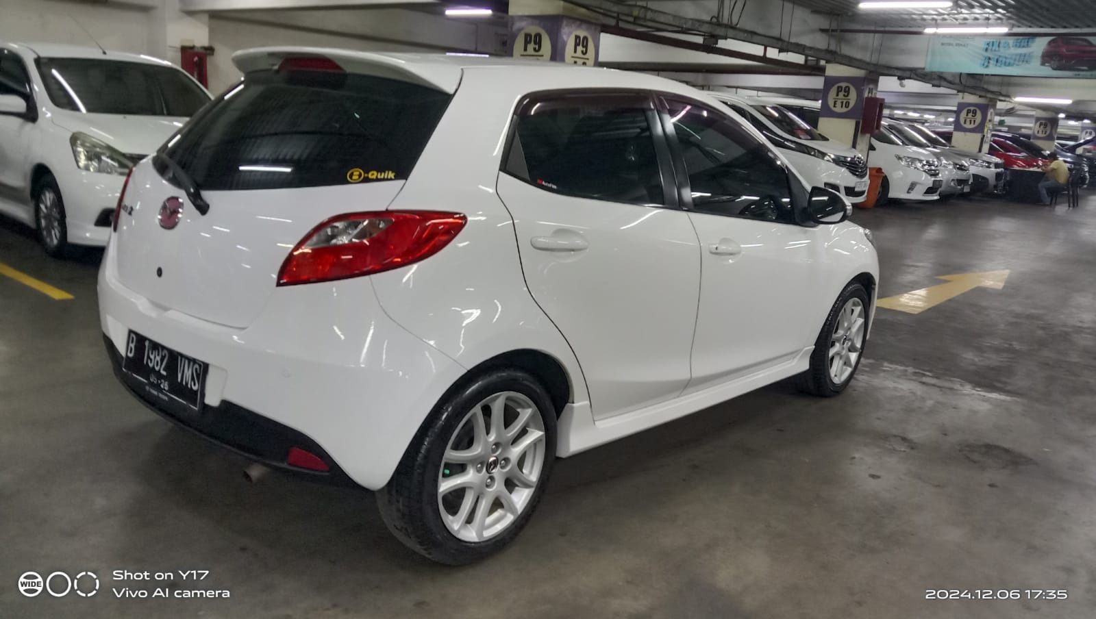 2012 Mazda 2 Hatchback 2012 Mazda 2 Hatchback