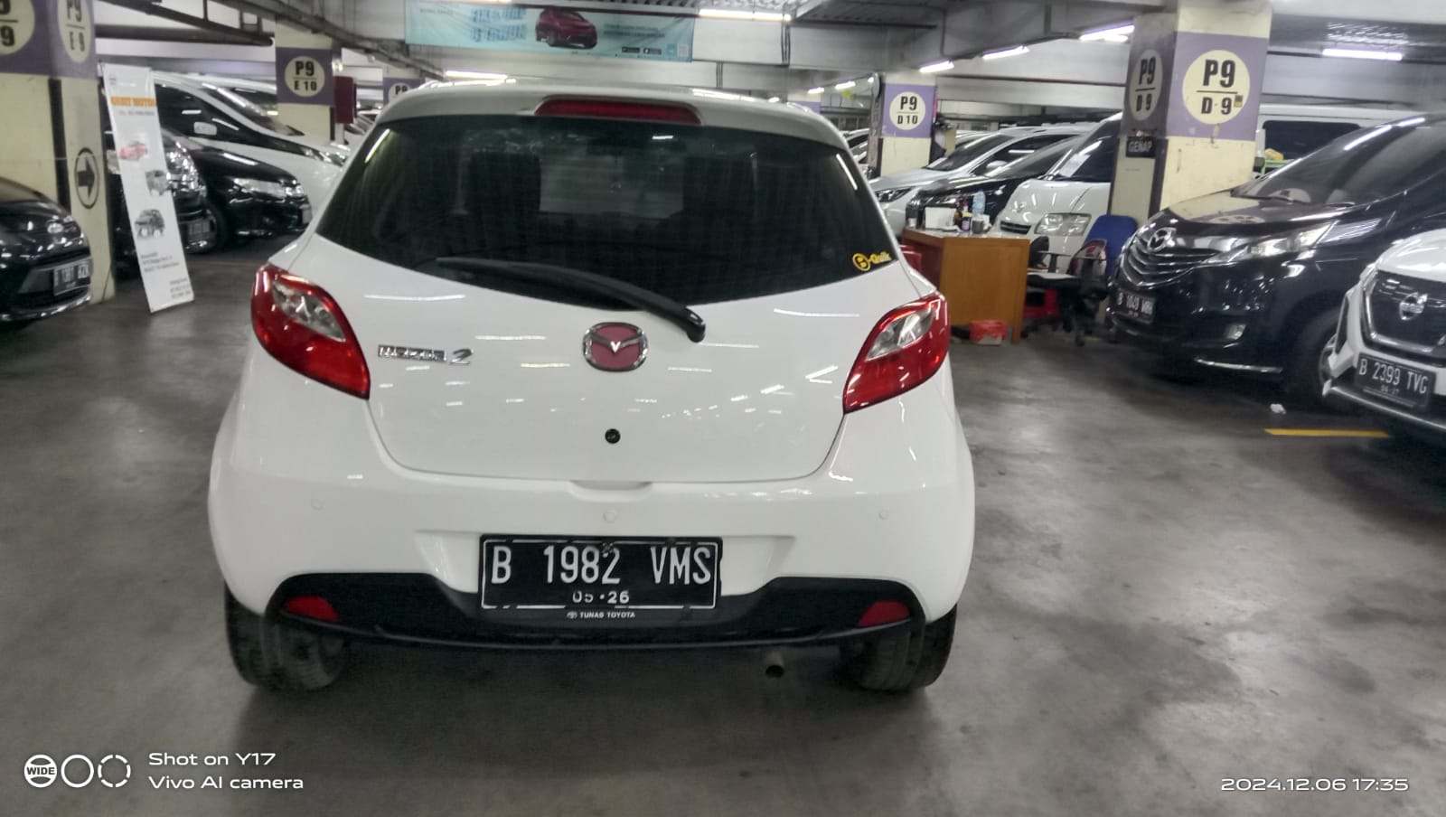 2012 Mazda 2 Hatchback 2012 Mazda 2 Hatchback