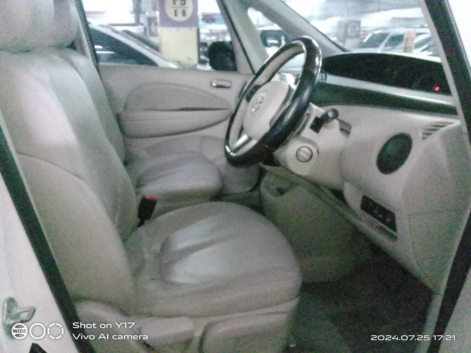 2014 Mazda Biante 2014 Mazda Biante