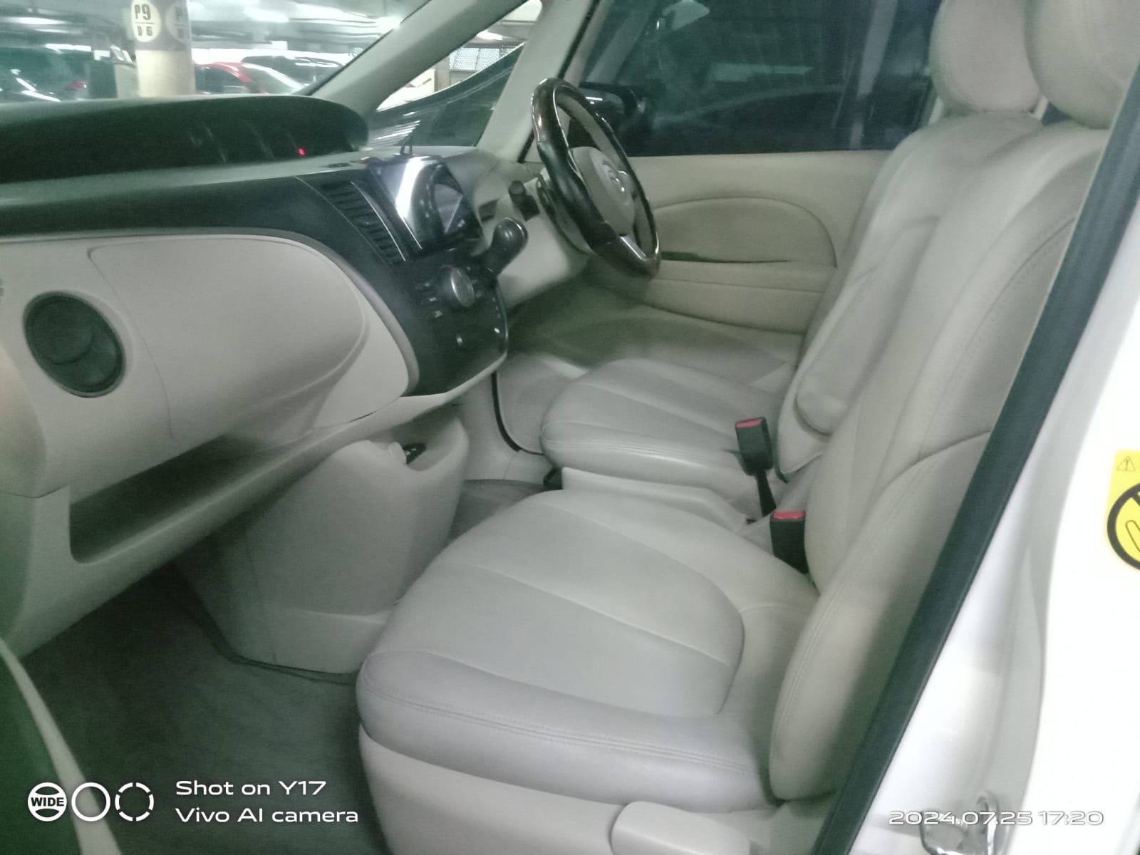 2014 Mazda Biante 2014 Mazda Biante