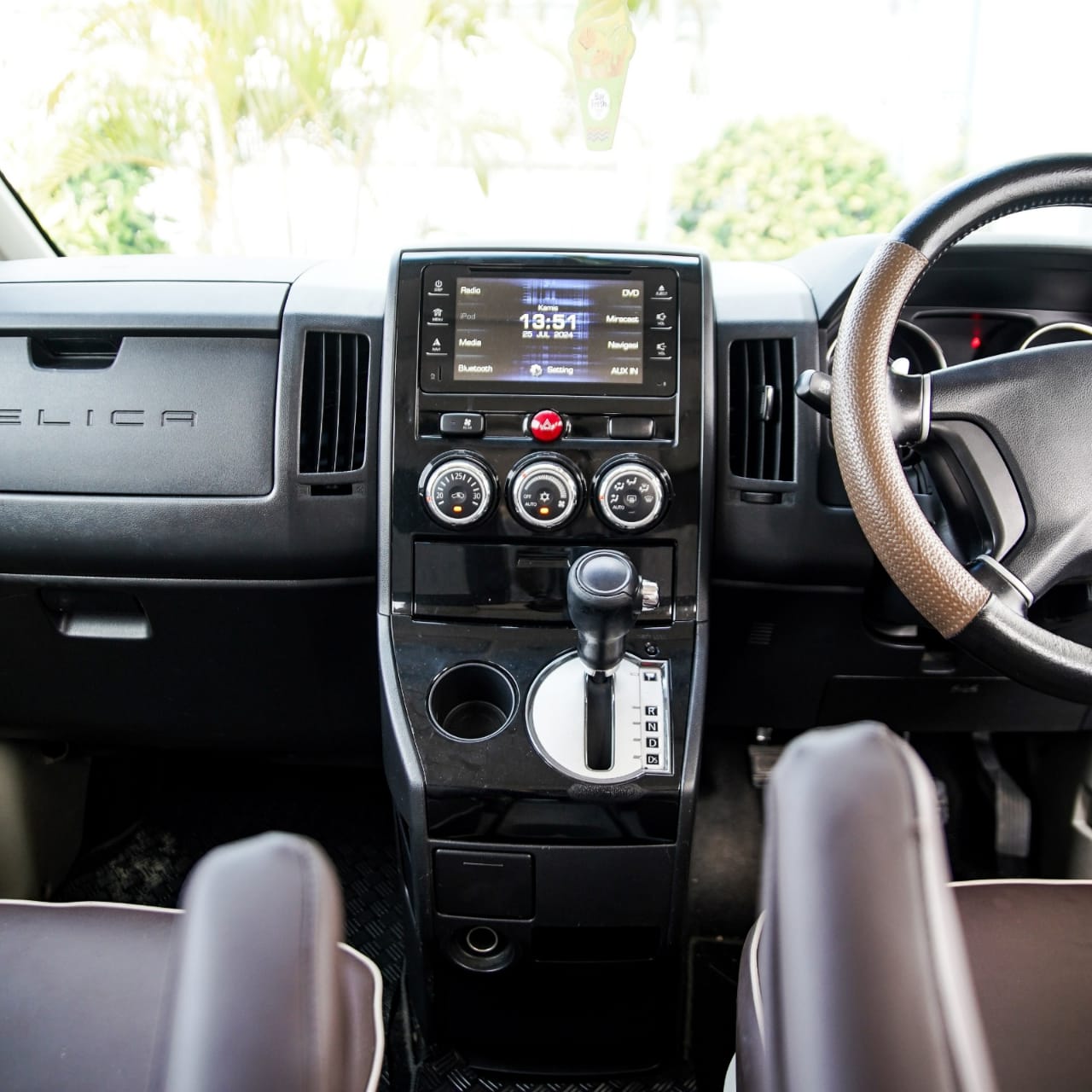 2015 Mitsubishi Delica 2015 Mitsubishi Delica