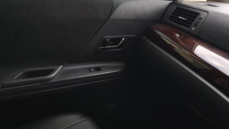 2013 Toyota Vellfire 2013 Toyota Vellfire