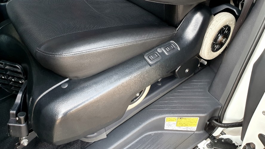 2013 Toyota Vellfire 2013 Toyota Vellfire