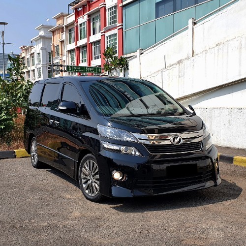 Second Hand 2014 Toyota Vellfire Second Hand 2014 Toyota Vellfire