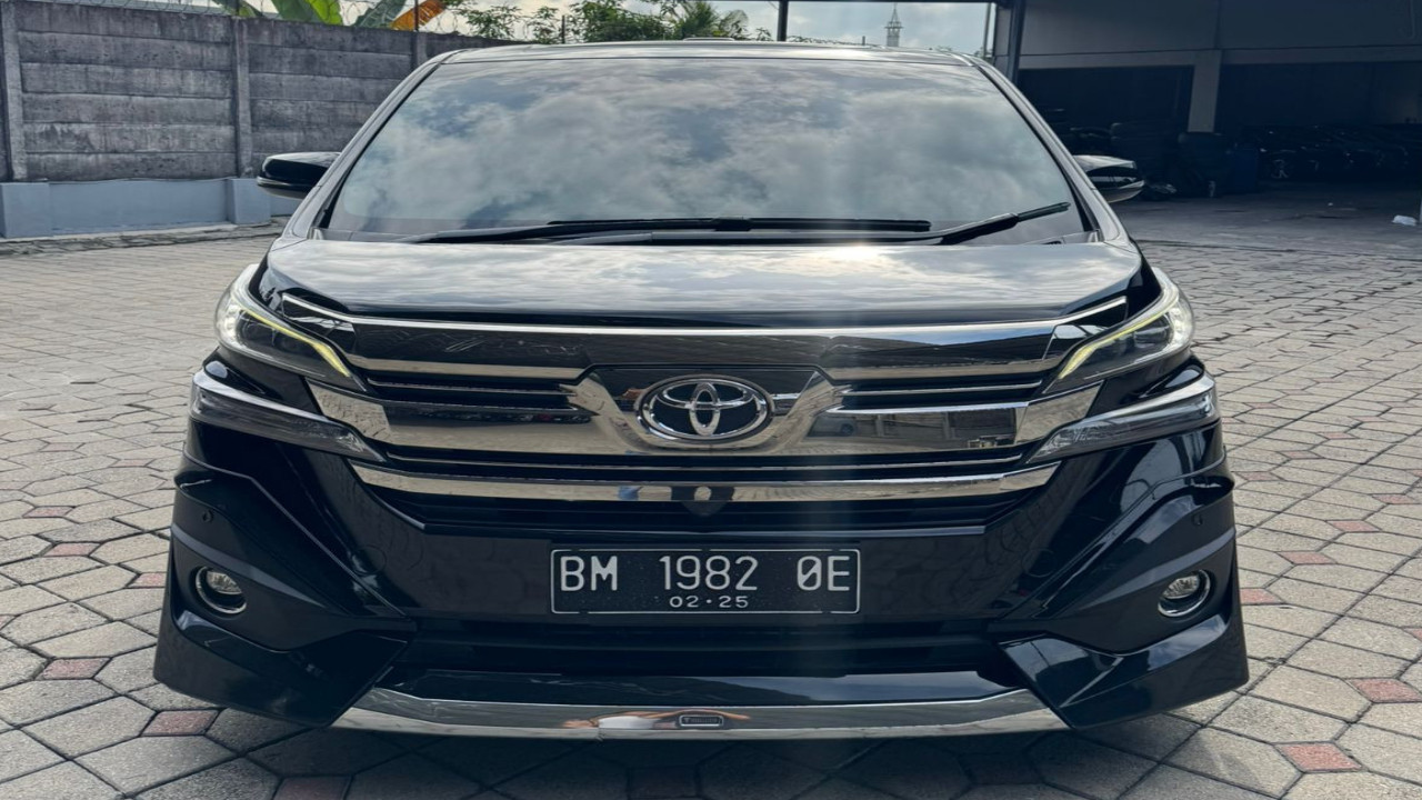 2016 Toyota Vellfire