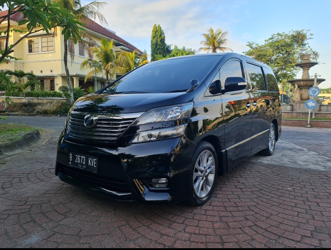 2010 Toyota Vellfire  2.4 Z AT Bekas 2010 Toyota Vellfire  2.4 Z AT Bekas