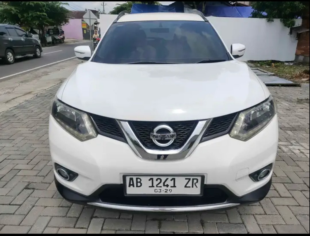 2014 Nissan X-Trail  2.0L 6MT Bekas 2014 Nissan X-Trail  2.0L 6MT Bekas