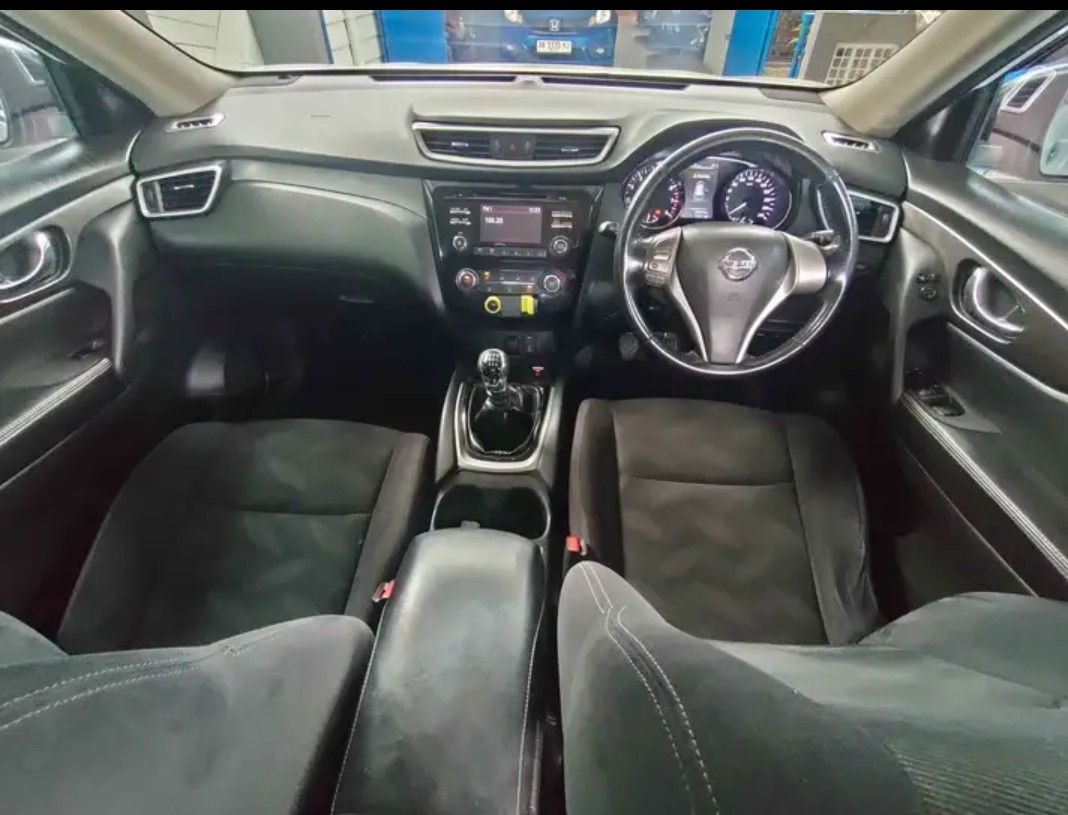 2014 Nissan X-Trail  2.0L 6MT 2014 Nissan X-Trail  2.0L 6MT