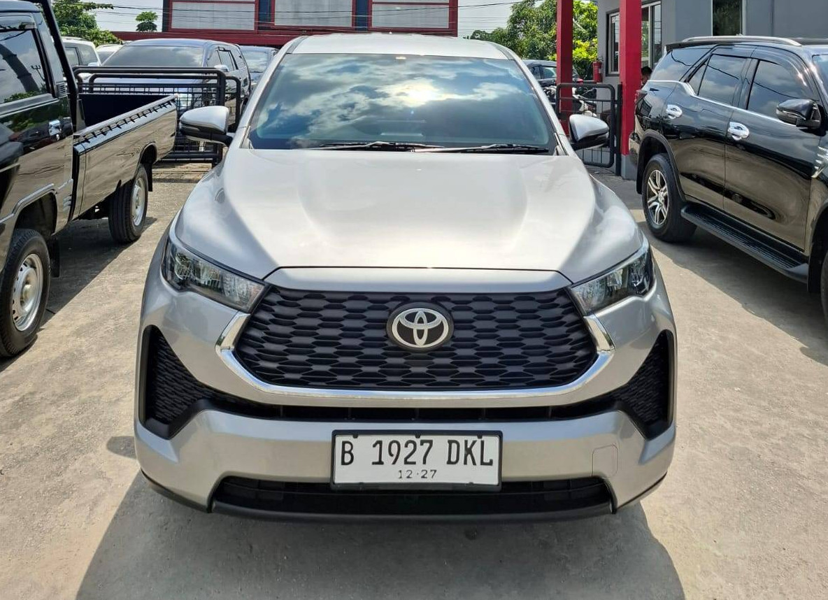 2022 Toyota Kijang Innova Zenix