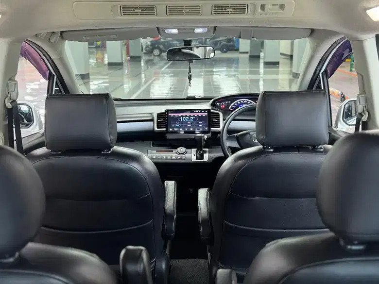 2013 Honda Freed  EA/T 2013 Honda Freed  EA/T