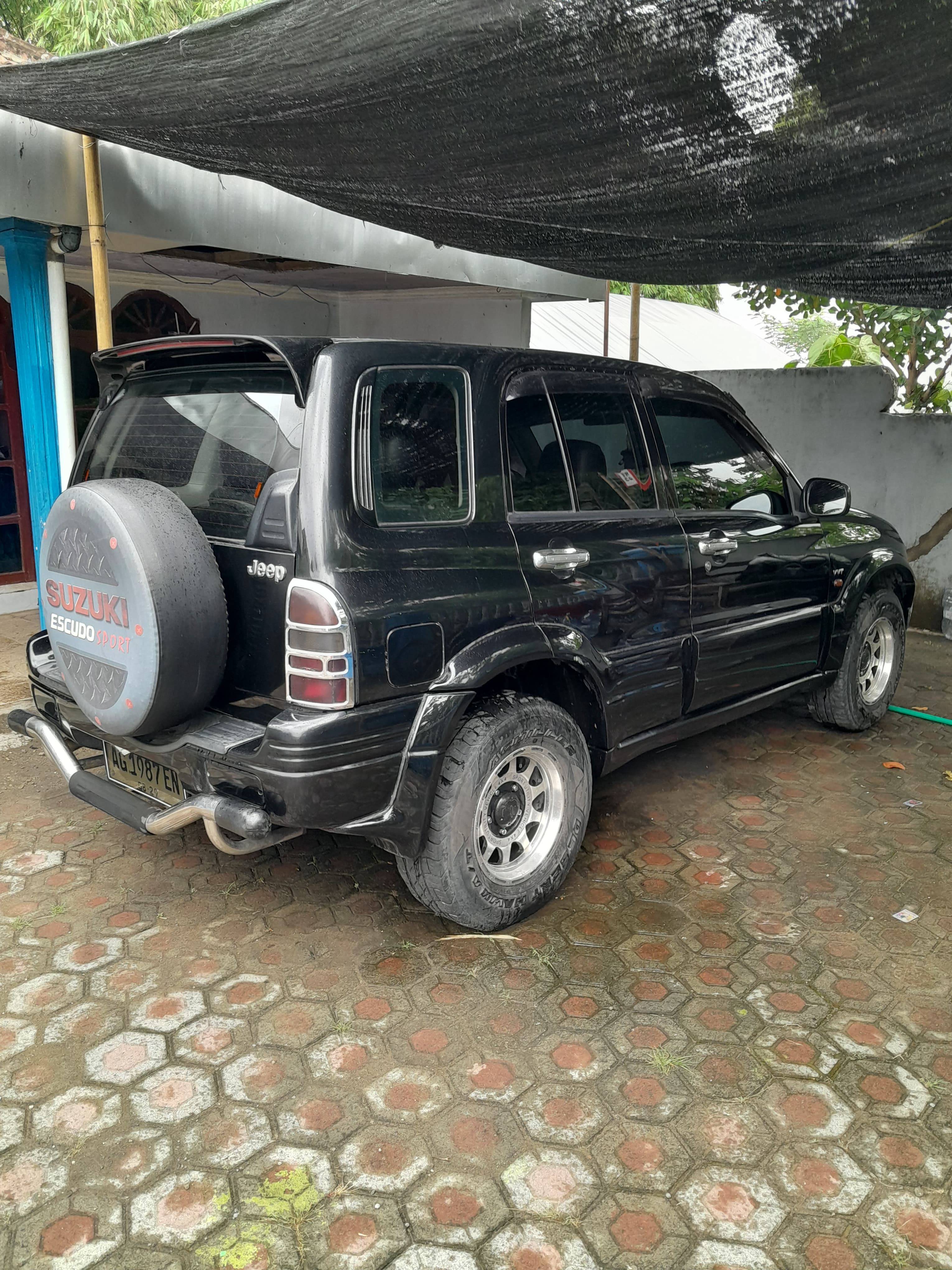 2003 Suzuki Escudo 2003 Suzuki Escudo