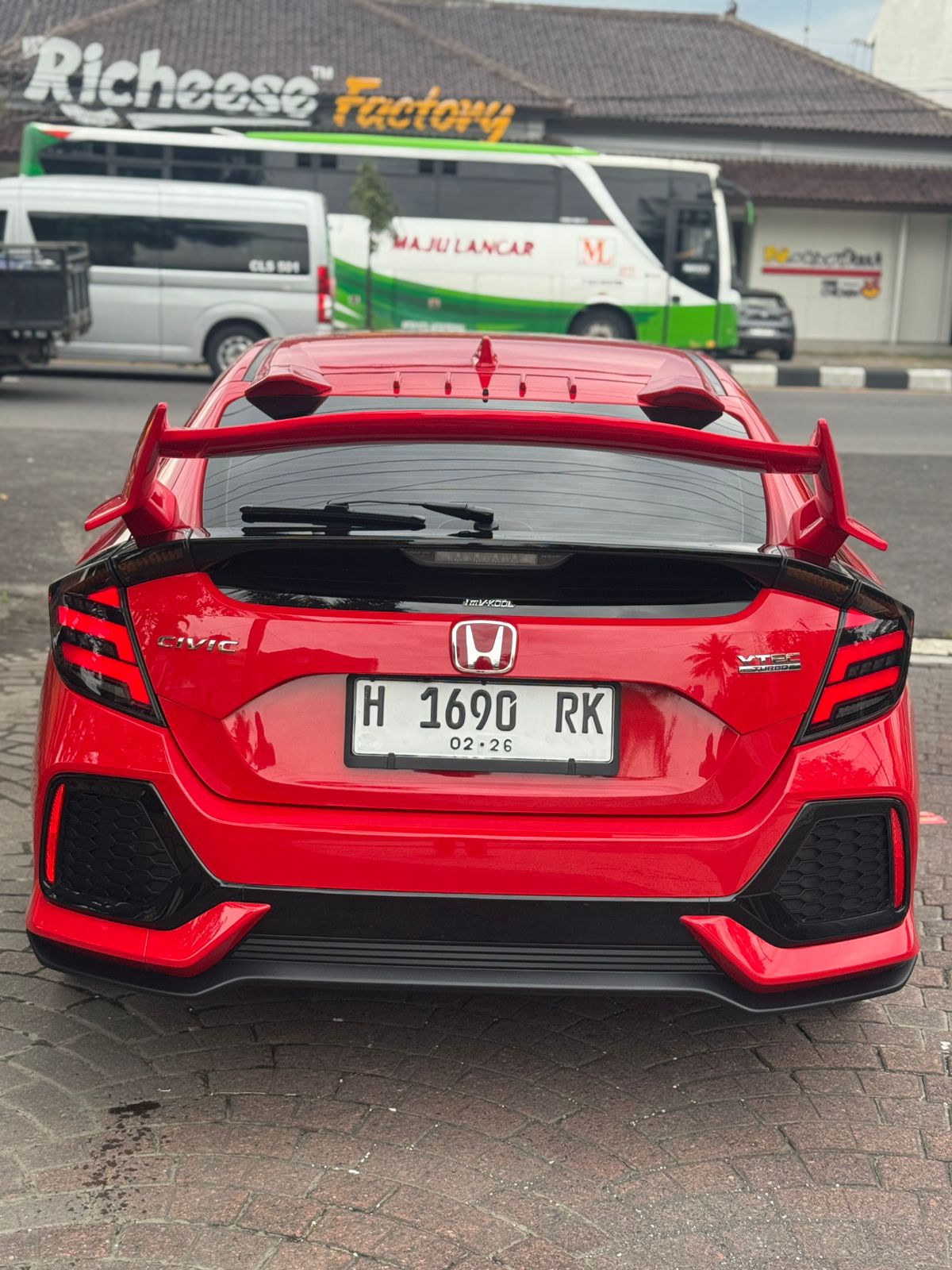 2017 Honda Civic Hatchback TURBO HATCHBACK E 1.5 AT 2017 Honda Civic Hatchback TURBO HATCHBACK E 1.5 AT