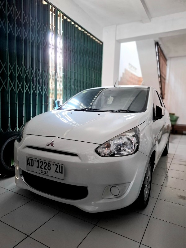 2013 Mitsubishi Mirage GLS
