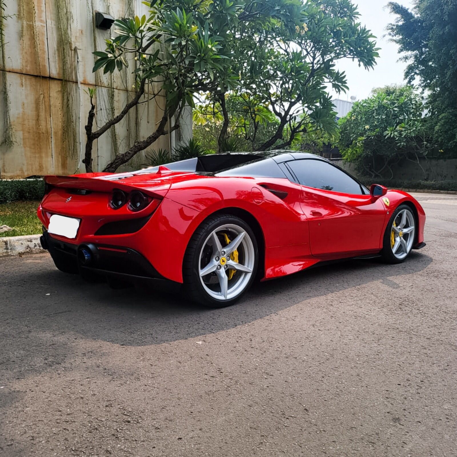 2022 Ferrari F8 Spider 3.9L V8 2022 Ferrari F8 Spider 3.9L V8