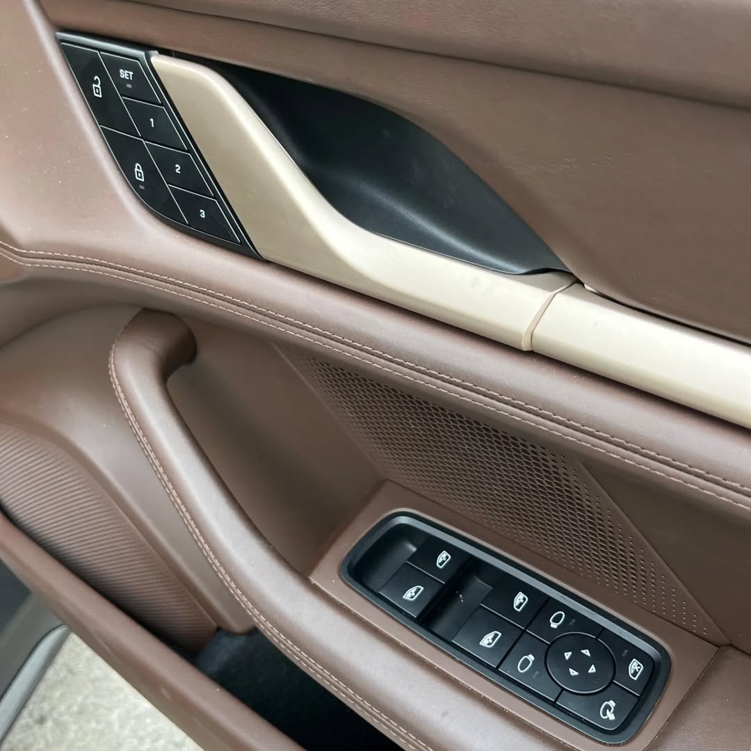 2022 Porsche Taycan Turbo 2022 Porsche Taycan Turbo