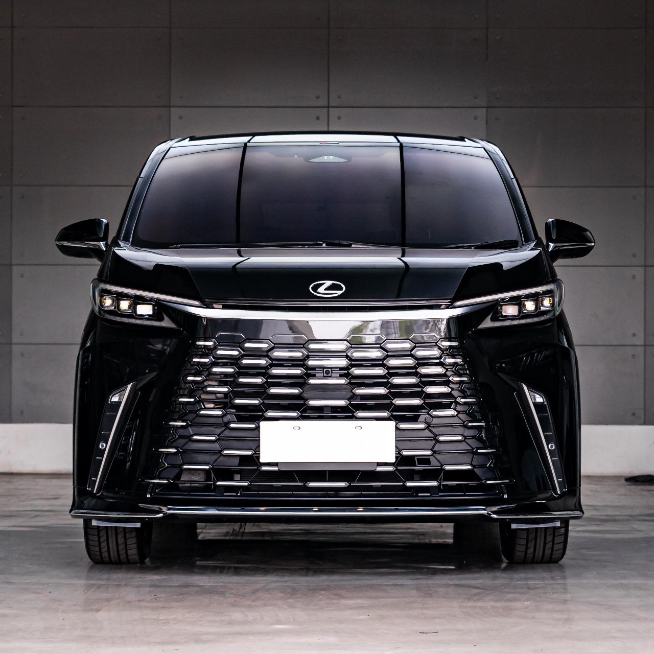 2024 Lexus LM  350 7 Seater 2024 Lexus LM  350 7 Seater