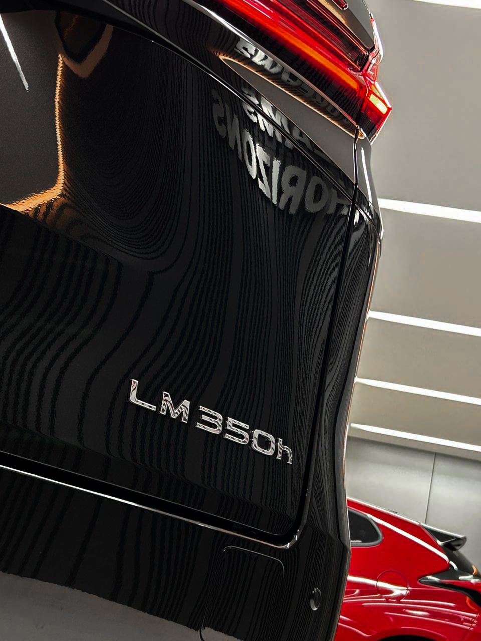 2024 Lexus LM 350h 7-Seater 2024 Lexus LM 350h 7-Seater