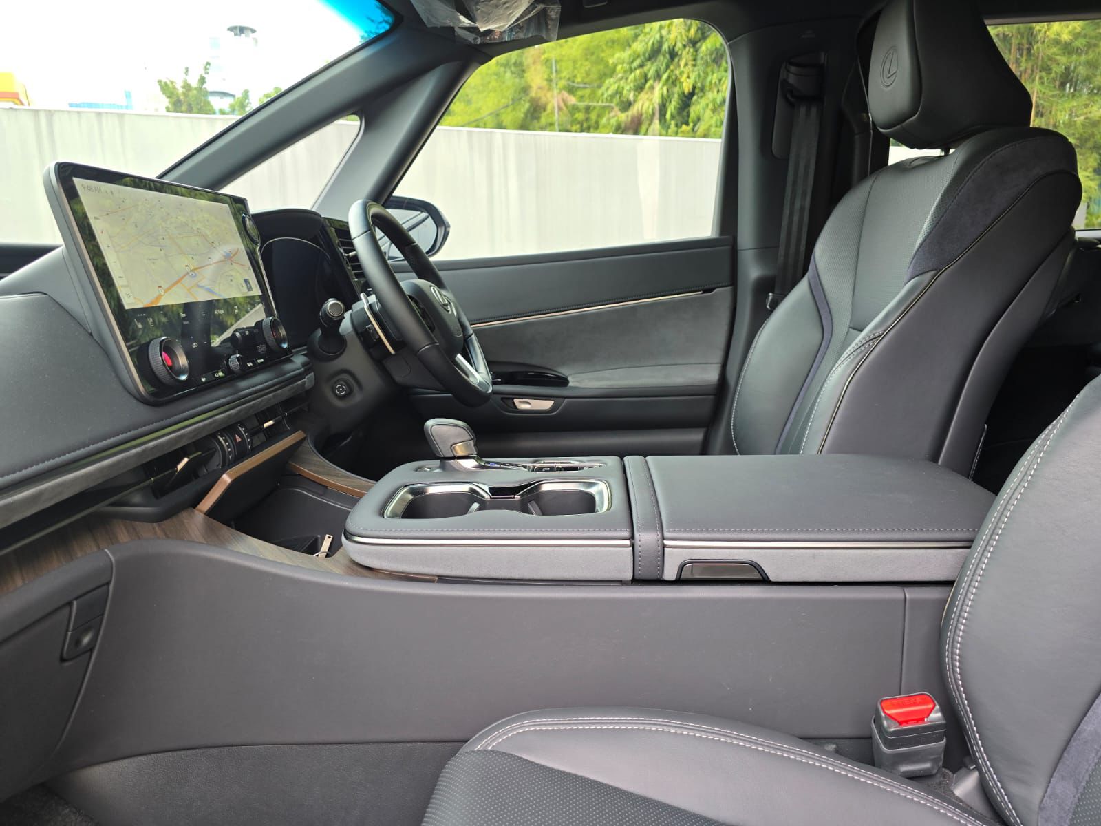 2024 Lexus LM 350h 7-Seater 2024 Lexus LM 350h 7-Seater