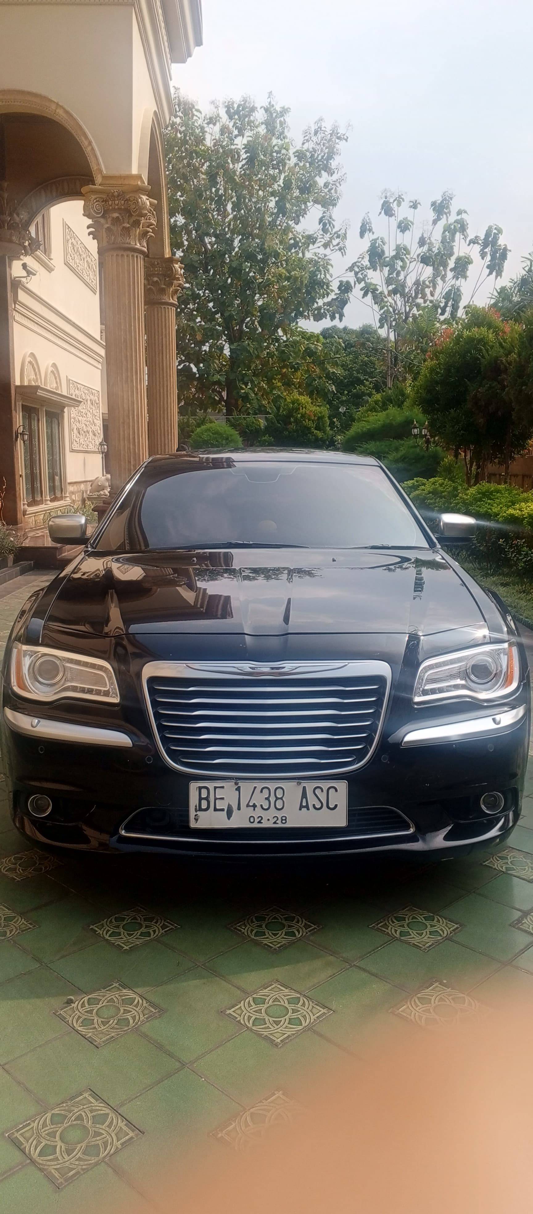 2012 Chrysler 300 Bekas 2012 Chrysler 300 Bekas