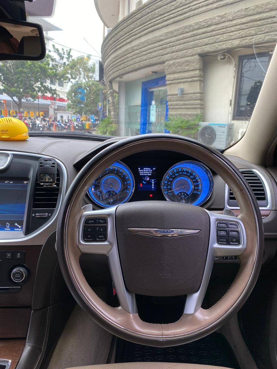 2012 Chrysler 300 2012 Chrysler 300