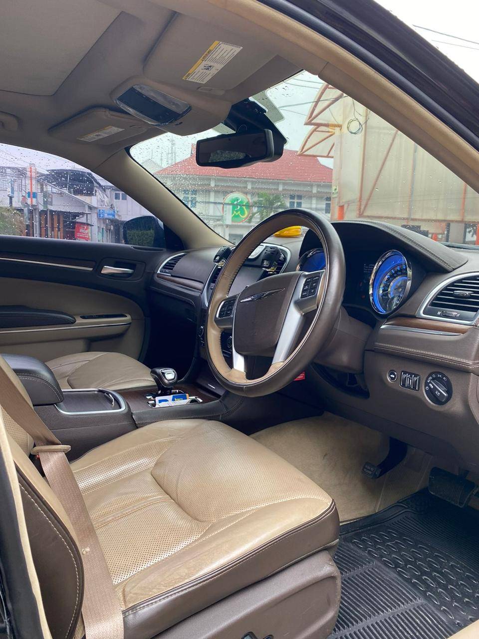 2012 Chrysler 300 2012 Chrysler 300