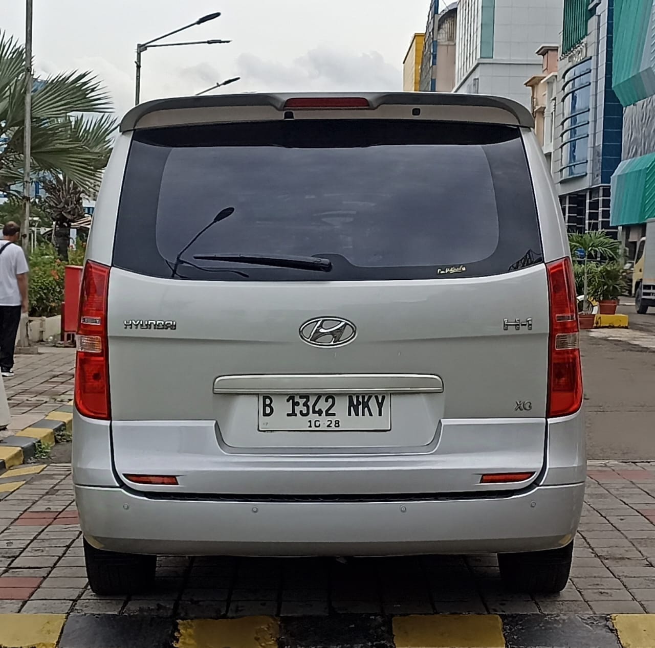 2013 Hyundai H1 2013 Hyundai H1