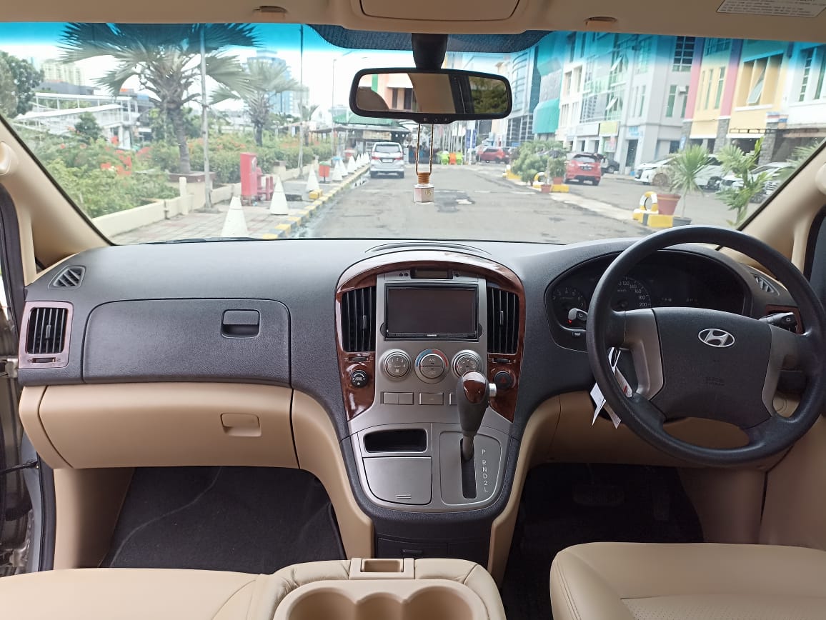 2013 Hyundai H1 2013 Hyundai H1