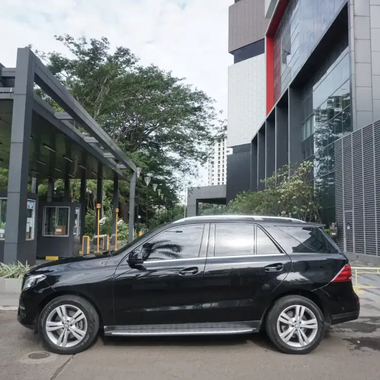 2016 Mercedes Benz GLE-Class 2016 Mercedes Benz GLE-Class